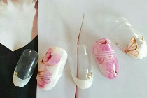 フレンチネイル